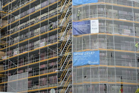 Der Hochbau hat sich im August erholt. Die Unternehmen sammelten mehr Aufträge ein. Foto: Malin Wunderlich/dpa