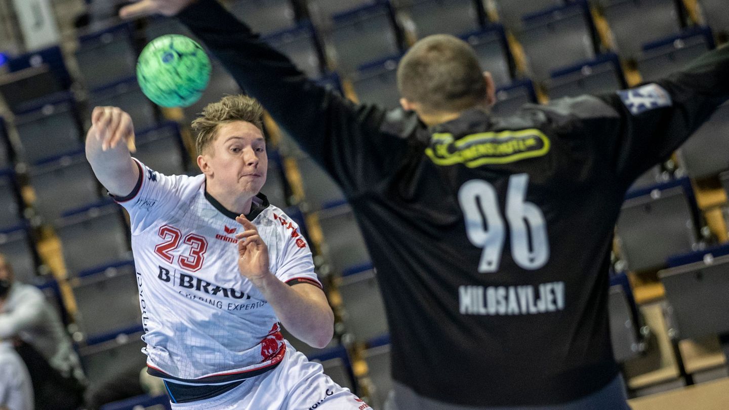 Ab 2026 in Göppingen: Ole Pregler verlässt am Saisonende den VfL Gummersbach. (Archivbild) Foto: Andreas Gora/dpa