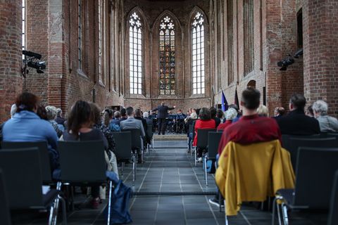 Die AfD plant im Paulikloster in Brandenburg an der Havel eine Wahlkampfveranstaltung und stößt damit auf Kritik (Archivbild). F