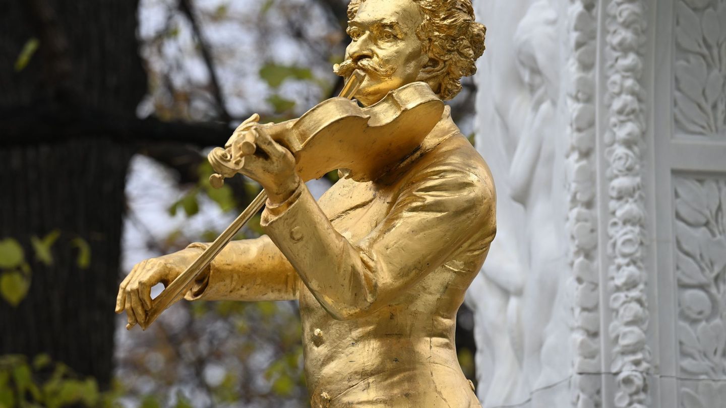 Am 25. Oktober wäre Strauss 200 Jahre alt geworden. (Archivbild) Foto: Helmut Fohringer/APA/dpa