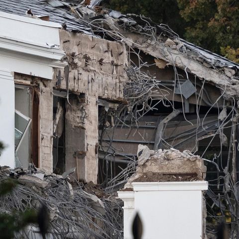 Abriss des Ostflügels des weißen Hauses