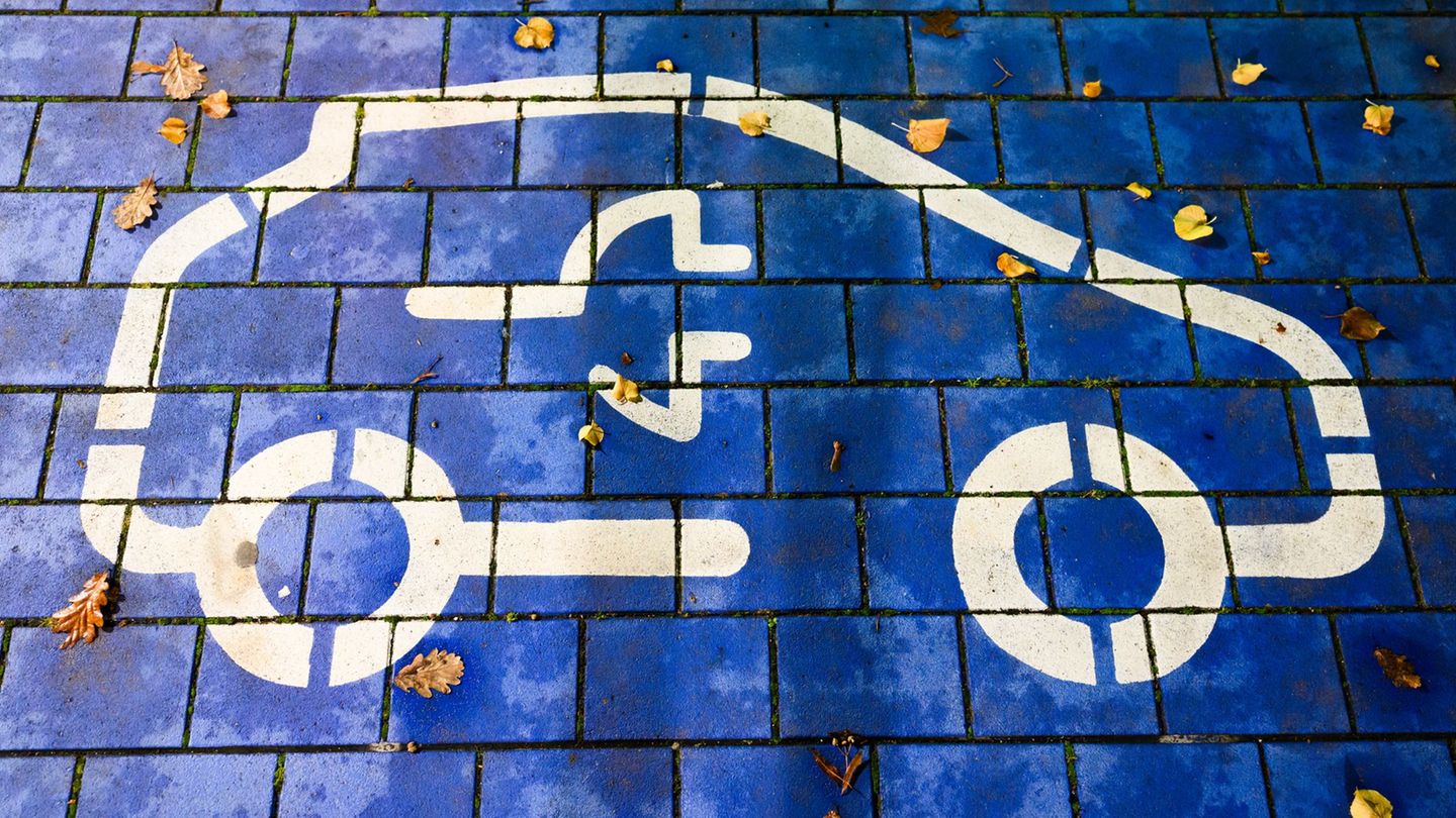 Die Mobilitätswende hin zum elektrischen Fahren betrifft die Industrie im Saarland im besonderen Maße. (Symbolbild) Foto: Julian