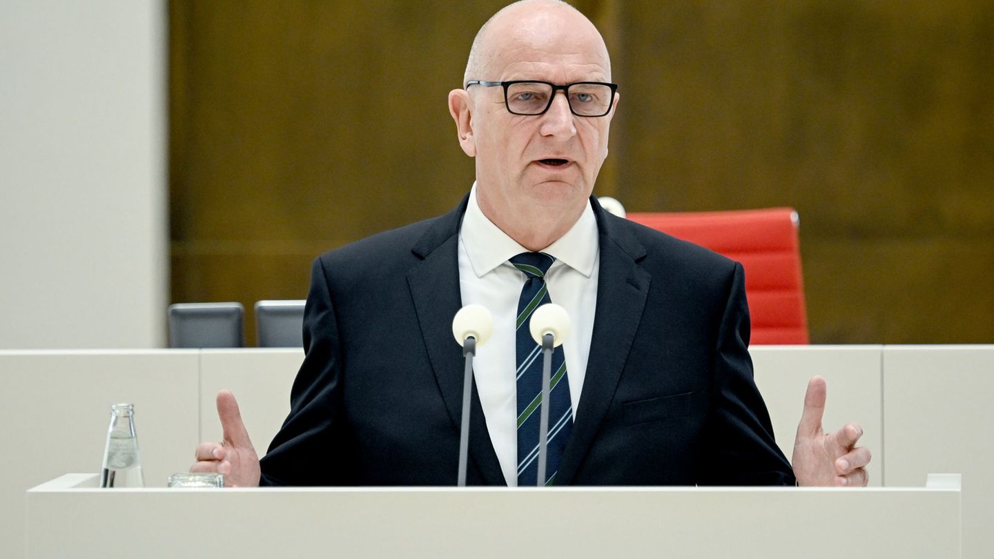 Brandenburgs Ministerpräsident Dietmar Woidke (SPD) will als SPD-Abgeordneter auch vor Ort ansprechbar bleiben (Archivbild). Fot Brandenburgs Ministerpräsident Dietmar Woidke (SPD) will als SPD-Abgeordneter auch vor Ort ansprechbar bleiben (Archivbild). Fot