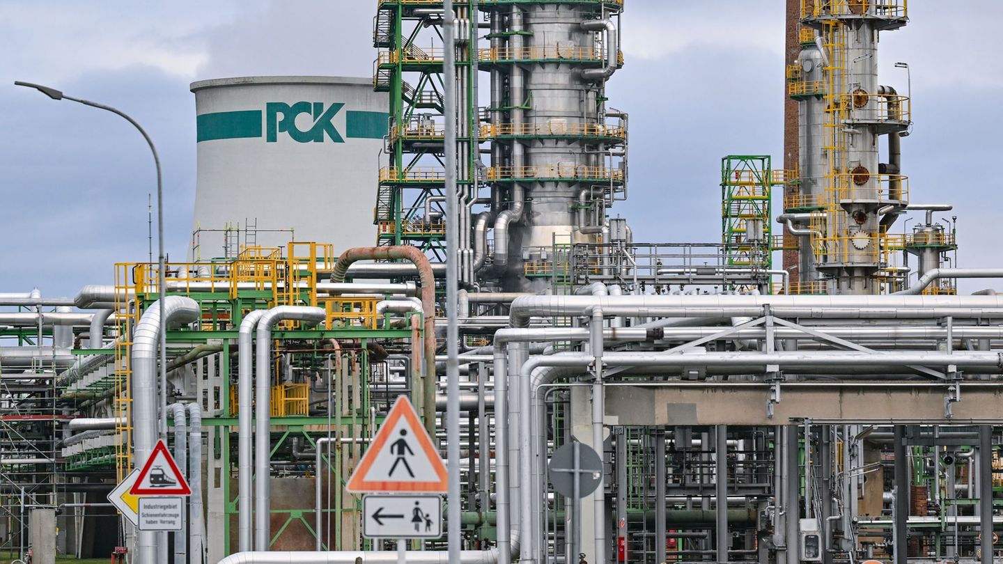 Ukraine War: Government: US sanctions do not affect Rosneft Germany