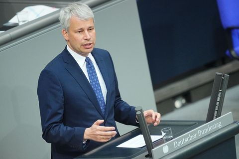 Bilger verteidigt Bundeskanzler Merz gegen die Kritik. (Archivbild) Foto: Michael Kappeler/dpa