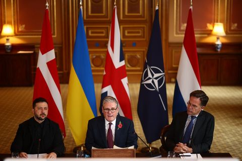 Bei dem Treffen in London ging es auch darum, wie die Ukraine durch den erwarteten schweren Kriegswinter kommen kann. Foto: Henr