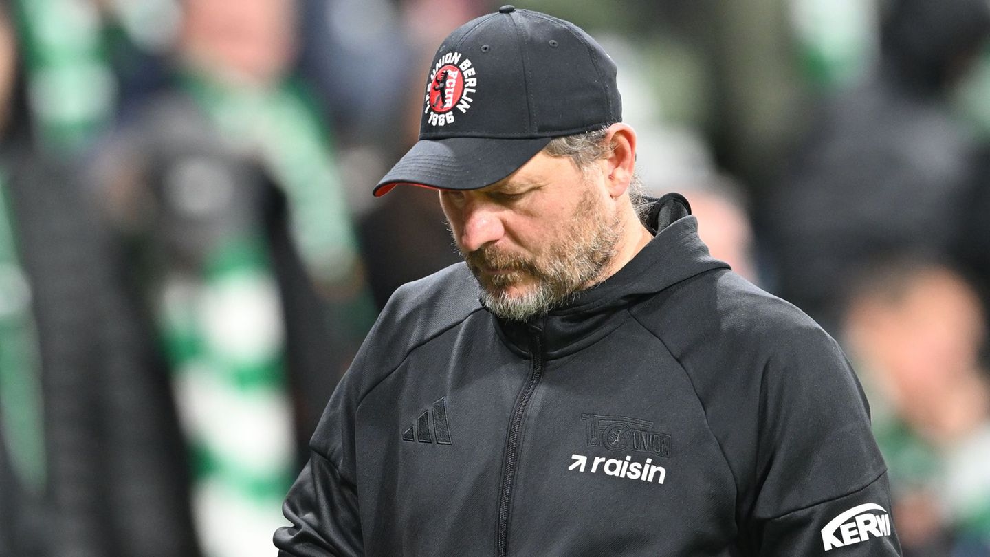 Union-Coach Steffen Baumgart war nach der Niederlage in Bremen bedient. Foto: Carmen Jaspersen/dpa