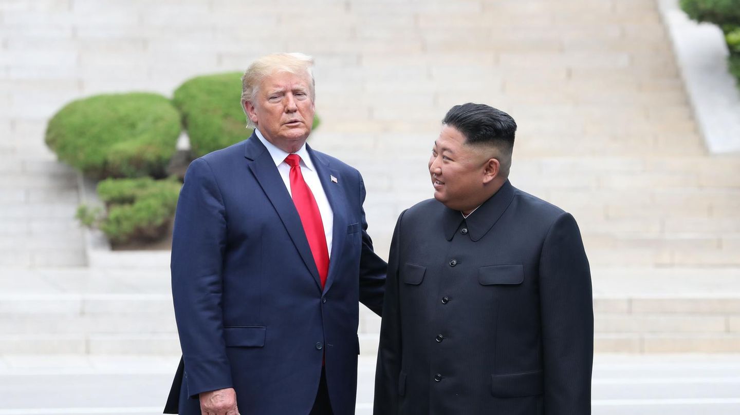 Donald Trump und Kim Jong Un treffen sich in der entmilitarisierten Zone