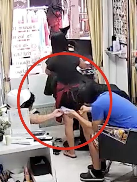 Touristen filmen Friseurin unter den Rock – doch die wehrt sich prompt