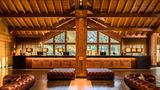 Wellness in Andorra: Sport Hotel Hermitage Das kleine Fürstentum Andorra mitten in den Pyrenäen ist vor allem für Wintersport bekannt. Aber zwischen Frankreich und Spanien lässt es sich auch herrlich entspannen, zum Beispiel im Sport Hotel Hermitage. Das 5-Sterne-Resort bietet alles, was das Wellness-Herz begehrt: Spa, Kulinarik und Komfort