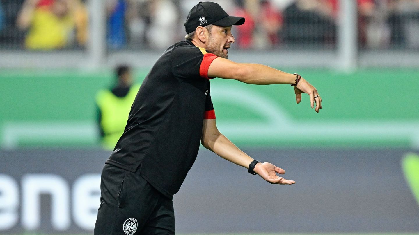 Nils Döring ist nicht mehr Trainer des SV Wehen Wiesbaden. (Archivbild) Foto: Uwe Anspach/dpa Nils Döring ist nicht mehr Trainer des SV Wehen Wiesbaden. (Archivbild) Foto: Uwe Anspach/dpa