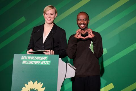 Nina Stahr und Philmon Ghirmai bilden seit 2023 die Doppelspitze der Berliner Grünen. (Archivbild) Foto: Annette Riedl/dpa