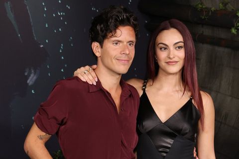 Rudy Mancuso und Camila Mendes sind verlobt. Rudy Mancuso und Camila Mendes sind verlobt.