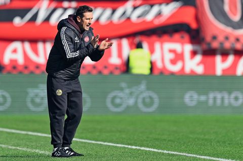 Durfte am Ende über einen Punkt in Kaiserslautern jubeln: Miroslav Klose Foto: Uwe Anspach/dpa