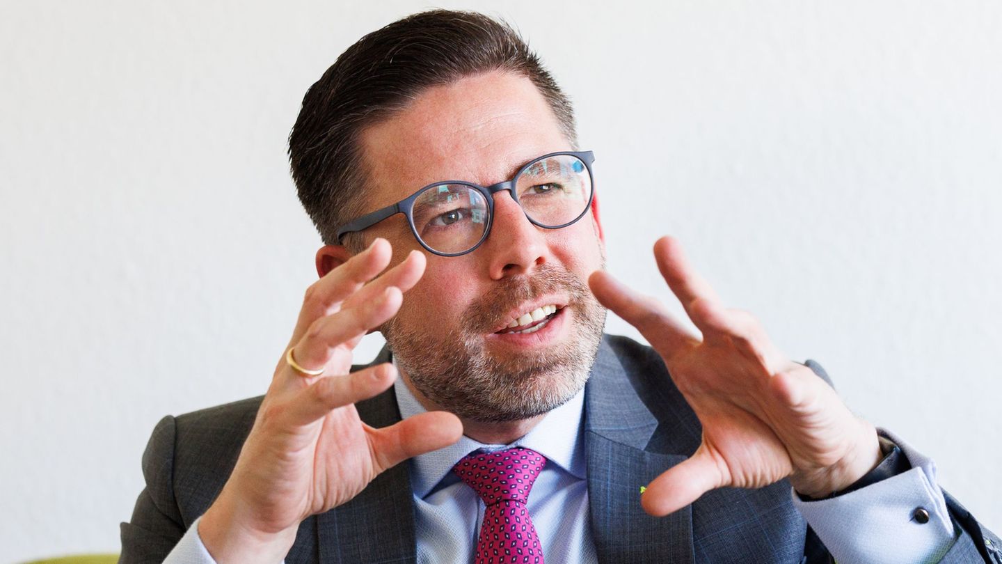 Justizminister Philipp Fernis (FPD) macht sich für eine verbraucherfreundliche Widerrufsbelehrung stark. (Archivbild) Foto: Land Justizminister Philipp Fernis (FPD) macht sich für eine verbraucherfreundliche Widerrufsbelehrung stark. (Archivbild) Foto: Land