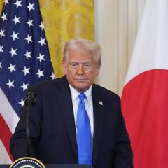 Im Februar empfing Donald Trump Japans damaligen Regierungschef Shigeru Ishiba im Weißen Haus (Archivbild)
