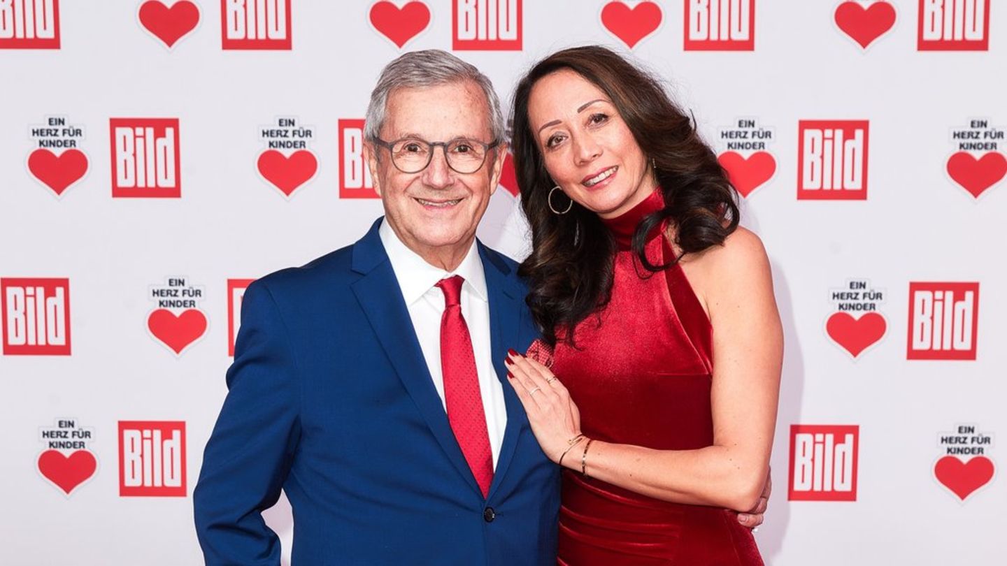 With a snapshot on Instagram: Jan Hofer celebrates his seventh wedding anniversary With a snapshot on Instagram: Jan Hofer celebrates his seventh wedding anniversary