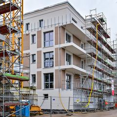 Baustelle eines Mehrfamilienhauses in Frankfurt