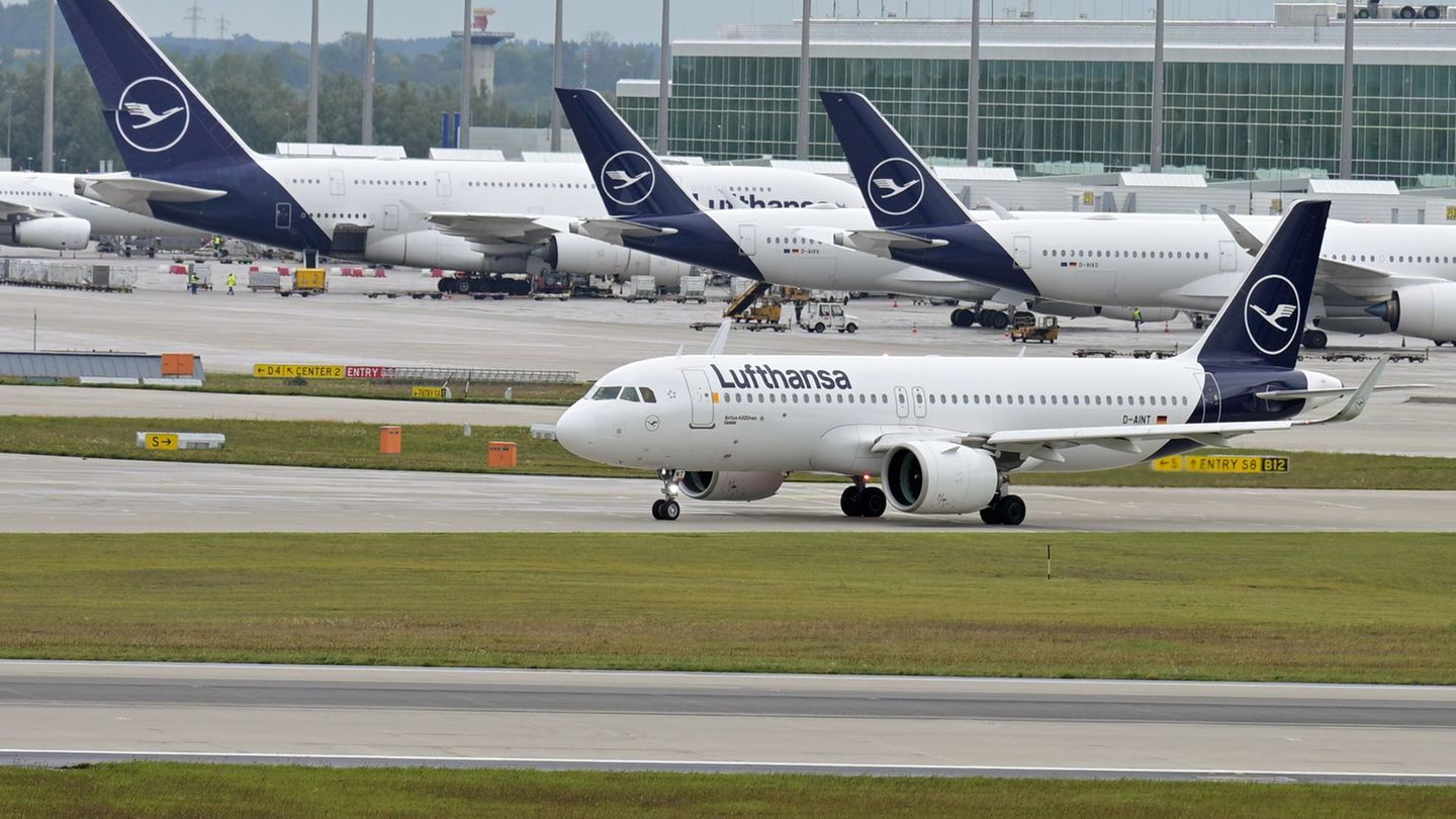 Lufthansa fertigt ab sofort einen Teil ihrer Flugzeuge in München selbst ab. Foto: Malin Wunderlich/dpa Lufthansa fertigt ab sofort einen Teil ihrer Flugzeuge in München selbst ab. Foto: Malin Wunderlich/dpa