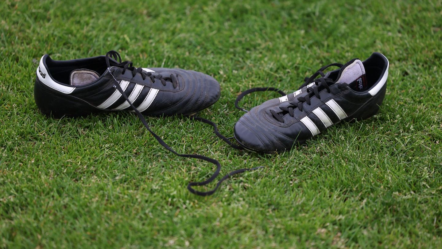 Nach einem Fußballspiel im Kreis Regensburg kam es zwischen einigen Spielern zu einer Auseinandersetzung. (Symbolbild) Foto: Fri Nach einem Fußballspiel im Kreis Regensburg kam es zwischen einigen Spielern zu einer Auseinandersetzung. (Symbolbild) Foto: Fri