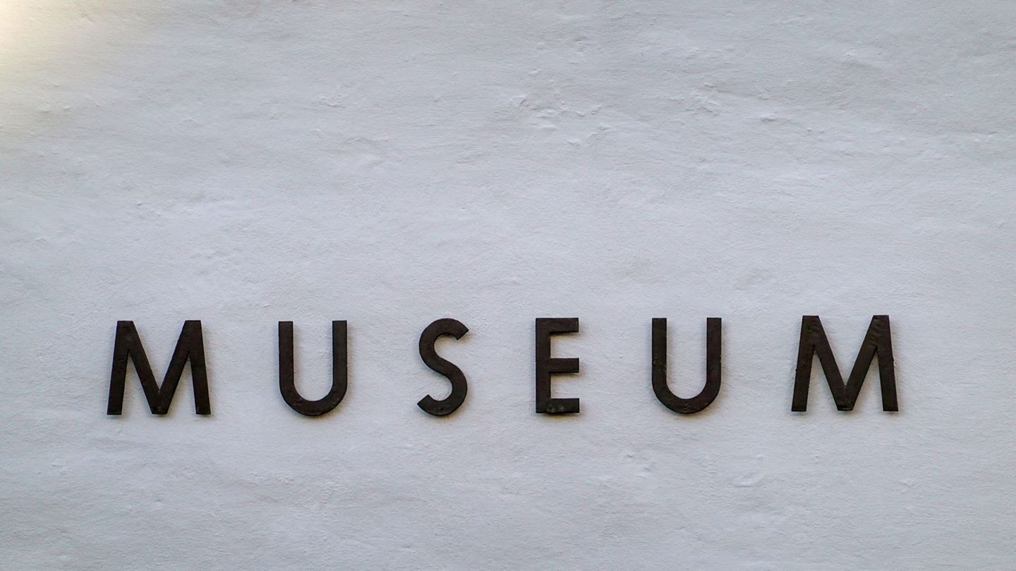 Die geplante Kürzung eines Förderprogramms für die Ausbildung im Museumsbereich könnte vor allem kleinere Einrichtungen treffen. Die geplante Kürzung eines Förderprogramms für die Ausbildung im Museumsbereich könnte vor allem kleinere Einrichtungen treffen.