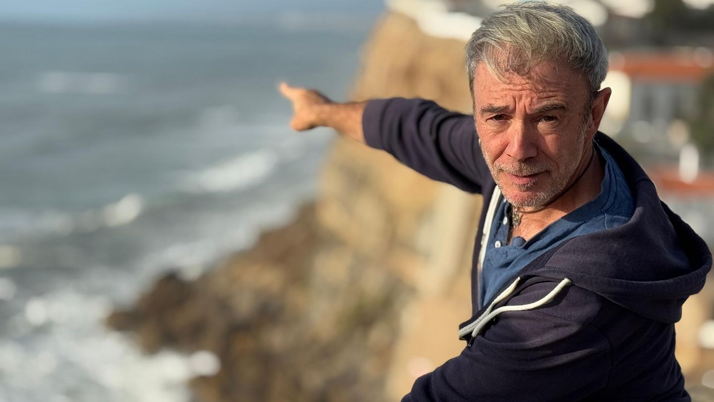 Gallier in Sicht Asterix-Autor Fabrice Caro an der Küste von Portugal