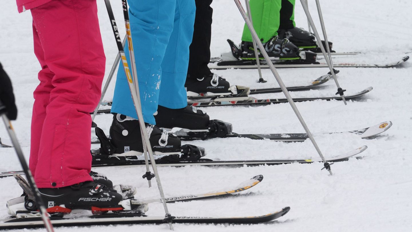 Abschaffen oder nicht? Die Skikompaktkurse als Teil des Sportunterrichts hatten im Sommer für Debatten gesorgt. (Symbolbild) Fot Abschaffen oder nicht? Die Skikompaktkurse als Teil des Sportunterrichts hatten im Sommer für Debatten gesorgt. (Symbolbild) Fot