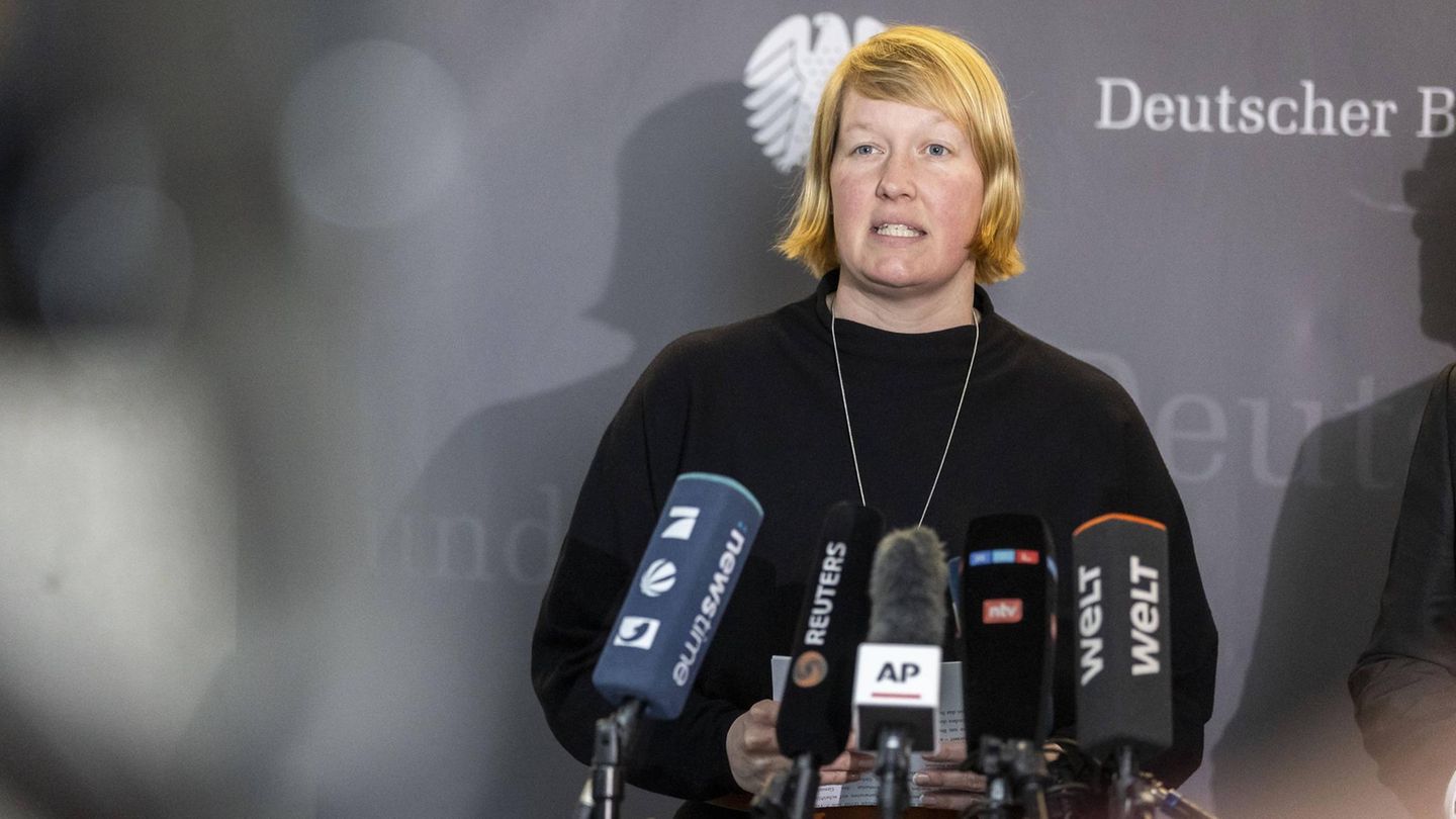 Wiebke Esdar: Wiebke Esdar, stellvertretende SPD-Fraktionsvorsitzende: "Die Aufregung kann ich ehrlich gesagt nicht nachvollziehen" (Archivbild) Wiebke Esdar, stellvertretende SPD-Fraktionsvorsitzende: "Die Aufregung kann ich ehrlich gesagt nicht nachvollziehen" (Archivbild)