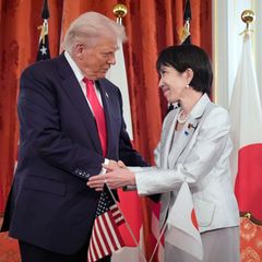 US-Präsident Donald Trump und Japans Premierministerin Sanae Takaichi im Akasaka-Palast in Tokio