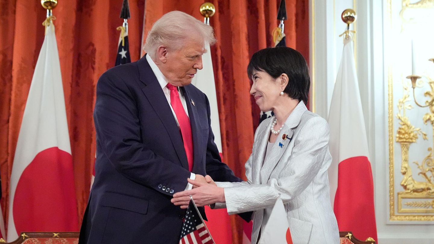 US-Präsident Donald Trump und Japans Premierministerin Sanae Takaichi im Akasaka-Palast in Tokio US-Präsident Donald Trump und Japans Premierministerin Sanae Takaichi im Akasaka-Palast in Tokio
