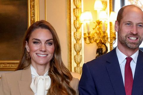 Prinz William reist ohne Prinzessin Kate nach Brasilien. Prinz William reist ohne Prinzessin Kate nach Brasilien.