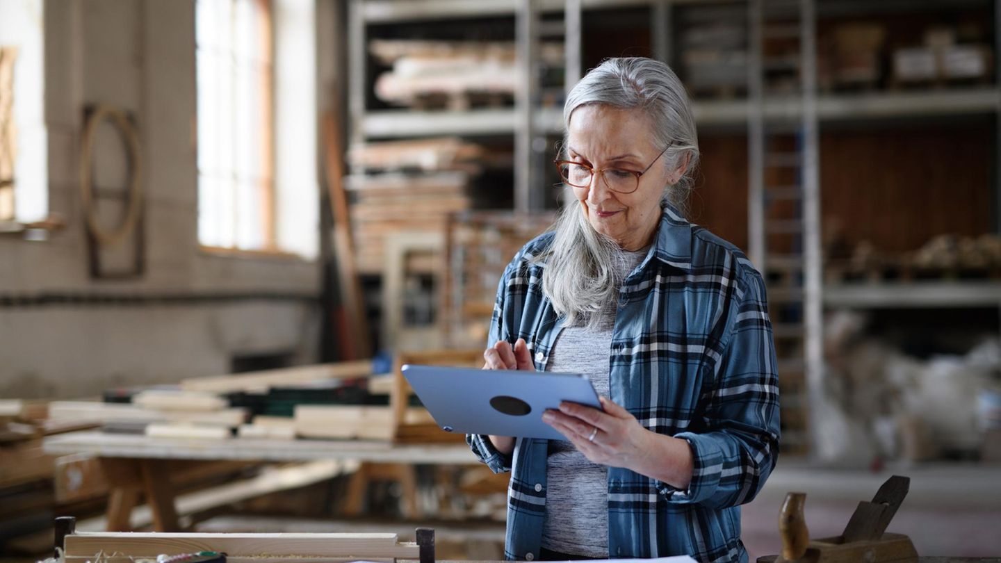 Improve your pension: More than one in ten retirees continue to work Improve your pension: More than one in ten retirees continue to work