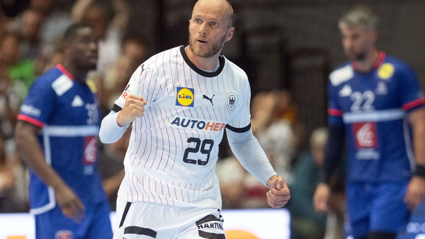 Rechtsaußen Tim Hornke wird seine Karriere nach dieser Saison beenden. (Archivbild) Foto: Bernd Thissen/dpa Rechtsaußen Tim Hornke wird seine Karriere nach dieser Saison beenden. (Archivbild) Foto: Bernd Thissen/dpa