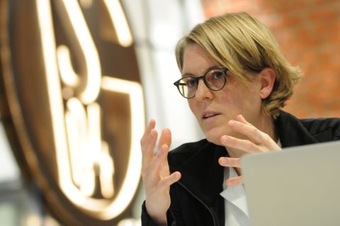 Schalkes Finanzchefin Christina Rühl-Hamers sieht eine weitere Etappe bei der langfristigen finanziellen Konsolidierung erreicht