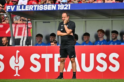 Ein großer Pokal-Tag für Trainer Holger Bachthaler und den FV Illertissen war der Sieg gegen Nürnberg. (Archivfoto) Foto: Jan-Ph
