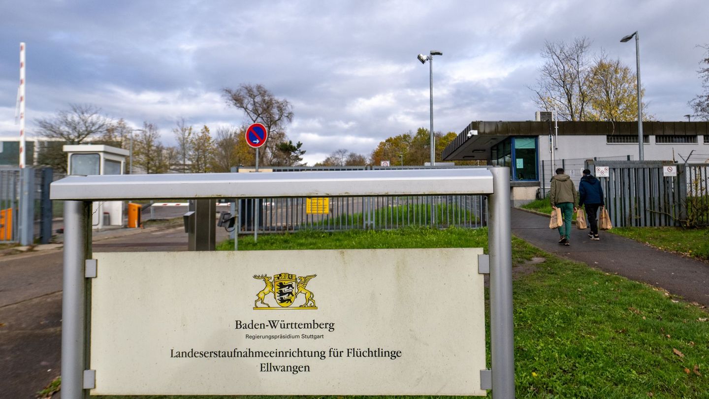 Von der Aussetzung militärisch genutzter Liegenschaften für zivile Zwecke könnte auch Ellwangen (Ostalbkreis) betroffen sein. (A Von der Aussetzung militärisch genutzter Liegenschaften für zivile Zwecke könnte auch Ellwangen (Ostalbkreis) betroffen sein. (A