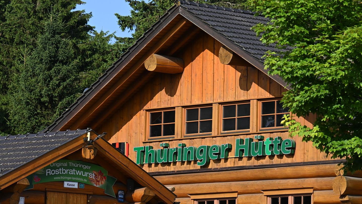 Ob Ausflugslokal oder Restaurant - viele Gastronomen warten auf die Mehrwertsteuersenkung (Illustration). Foto: Martin Schutt/dp Ob Ausflugslokal oder Restaurant - viele Gastronomen warten auf die Mehrwertsteuersenkung (Illustration). Foto: Martin Schutt/dp