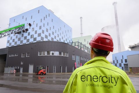 Auch der Wirtschaftsstandort Hannover soll von der Altholzverbrennungsanlage profitieren. Foto: Julian Stratenschulte/dpa