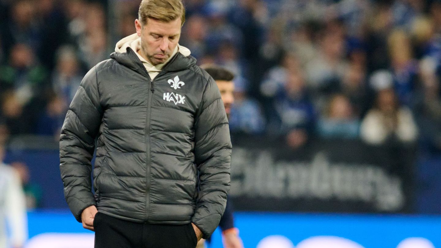 Nach der Niederlage auf Schalke hoffen Kohfeldt und Darmstadt 98 auf eine Revanche im Pokal. Foto: Bernd Thissen/dpa Nach der Niederlage auf Schalke hoffen Kohfeldt und Darmstadt 98 auf eine Revanche im Pokal. Foto: Bernd Thissen/dpa