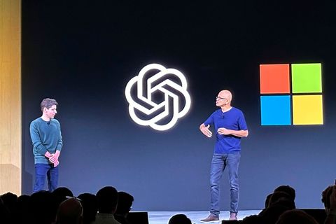 Microsoft-Chef Satya Nadella (rechts im Bild) war ein früher Unterstützer von OpenAI und des Mitgründers Sam Altman. (Archivbild