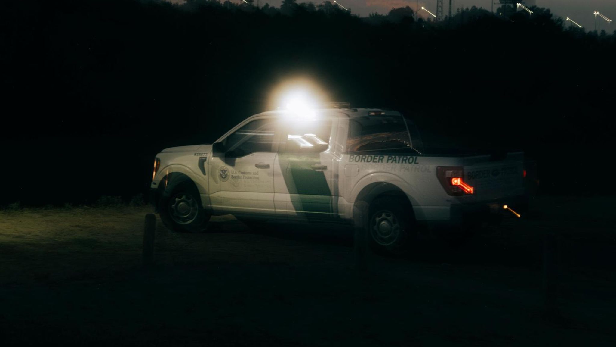 Ein Auto der Borderpatrol bei Nacht Ein Auto der Borderpatrol bei Nacht