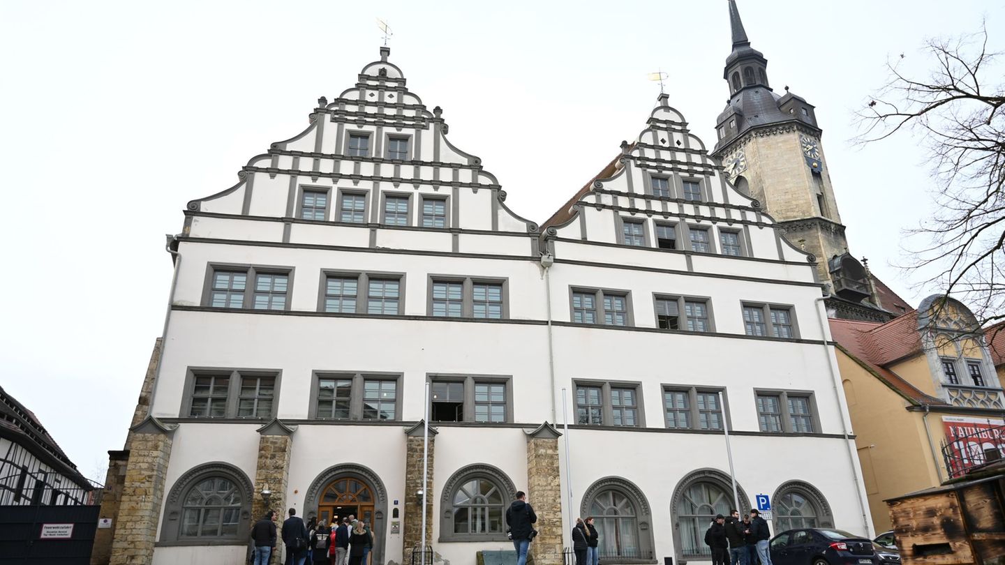 Der Fahrer des Unfallwagens wurde vom Amtsgericht Naumburg zu zwei Jahren Freiheitsstrafe verurteilt. (Archivbild) Foto: Elisa S Der Fahrer des Unfallwagens wurde vom Amtsgericht Naumburg zu zwei Jahren Freiheitsstrafe verurteilt. (Archivbild) Foto: Elisa S