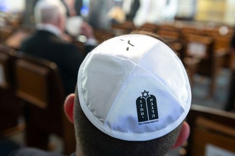 In Brandenburg gibt es nun einen orthodoxen Militärrabbiner. (Archivbild) Foto: Hendrik Schmidt/dpa-Zentralbild/ZB