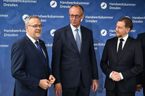 Bundeskanzler Friedrich Merz (CDU) ist zum Antrittsbesuch in Sachsen unterwegs. Foto: Hendrik Schmidt/dpa