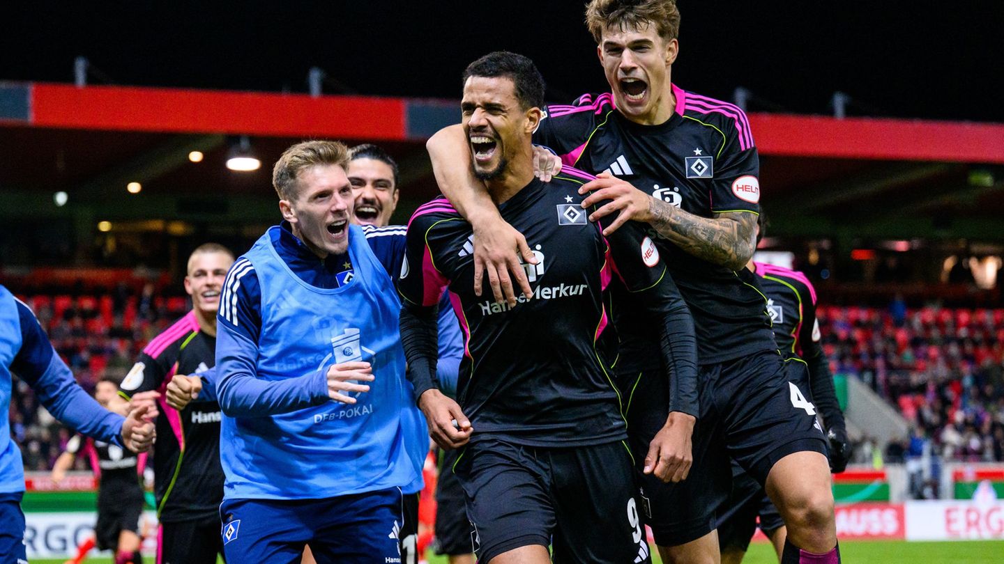 Ausgerechnet Robert Glatzel: Der zuletzt kaum berücksichtigte HSV-Stürmer schoss das Tor des Abends. Foto: Tom Weller/dpa Ausgerechnet Robert Glatzel: Der zuletzt kaum berücksichtigte HSV-Stürmer schoss das Tor des Abends. Foto: Tom Weller/dpa