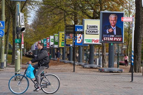 Die Niederlande wählen an diesem Mittwoch ein neues Parlament. (Archivbild) Foto: Peter Dejong/AP/dpa Die Niederlande wählen an diesem Mittwoch ein neues Parlament. (Archivbild) Foto: Peter Dejong/AP/dpa