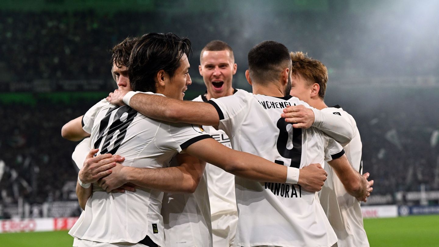 Borussia Mönchengladbach kann seit Wochen wieder über einen Sieg jubeln. Foto: Federico Gambarini/dpa Borussia Mönchengladbach kann seit Wochen wieder über einen Sieg jubeln. Foto: Federico Gambarini/dpa