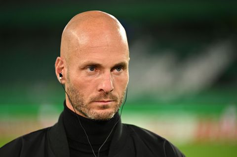 Wolfsburgs Trainer Paul Simonis. Foto: Swen Pförtner/dpa