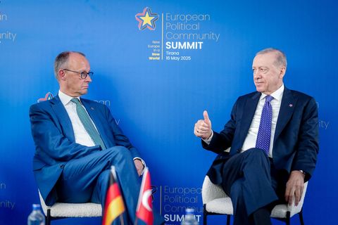 Bundeskanzler Friedrich Merz reist für einen Antrittsbesuch beim türkischen Präsidenten Recep Tayyip Erdogan nach Ankara. Foto: