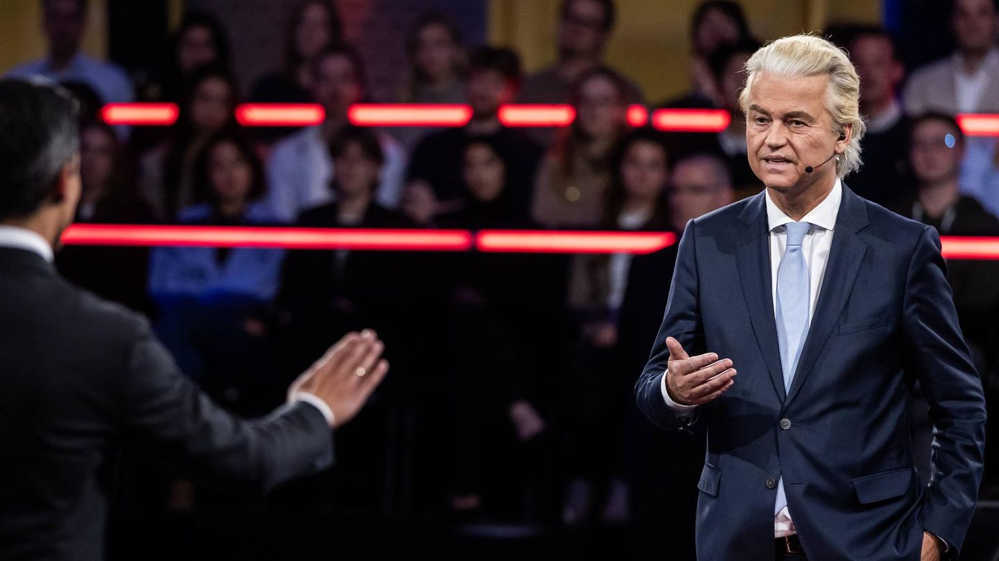 Die Popularität von Geert Wilders (r.) in den Niederlanden ist ungebrochen Die Popularität von Geert Wilders (r.) in den Niederlanden ist ungebrochen